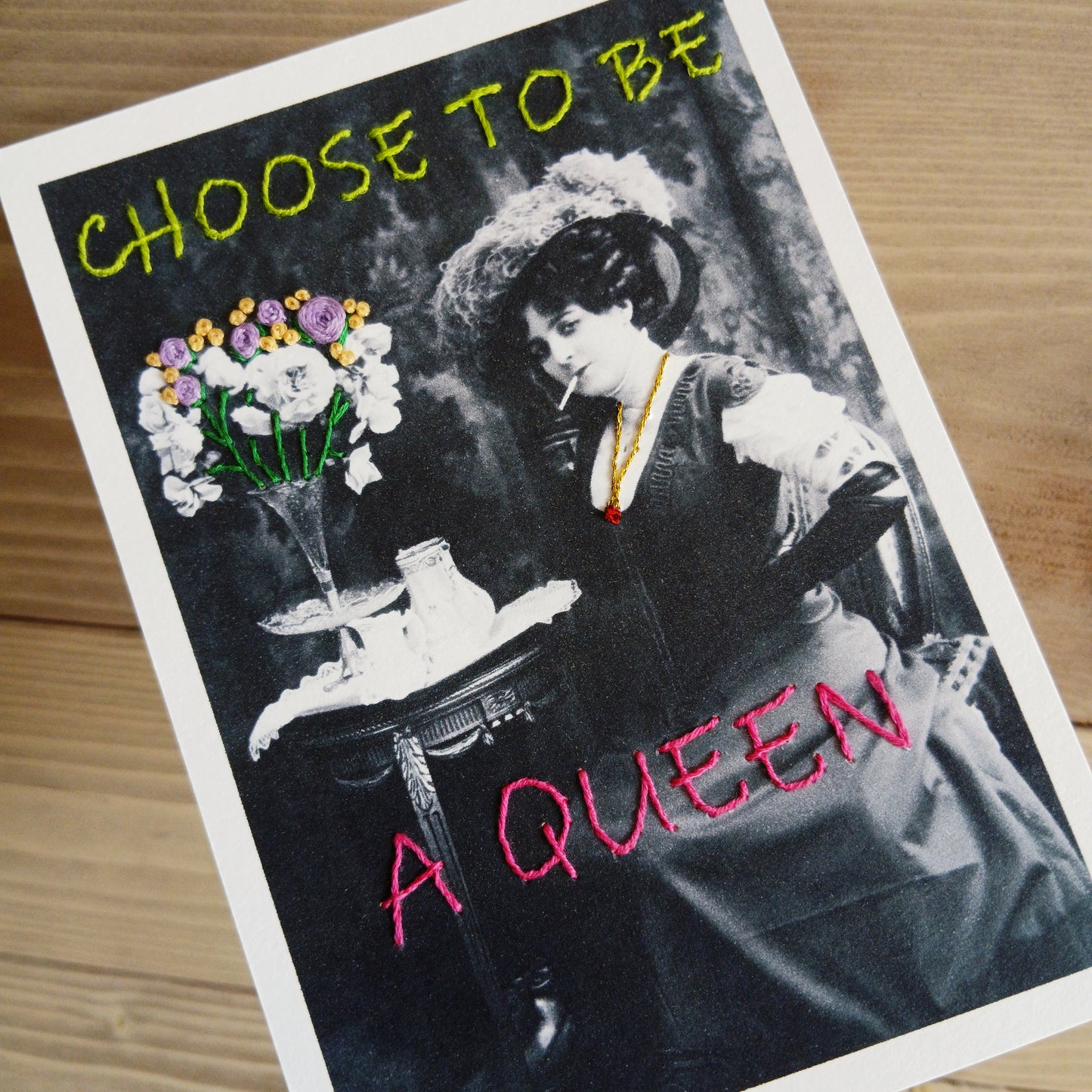 Choose to be a Queen (carte postale)